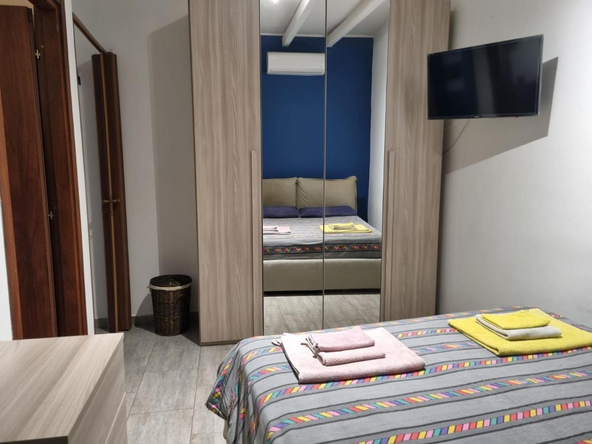 Mizzica Bed And Breakfast คาตาเนีย ภายนอก รูปภาพ
