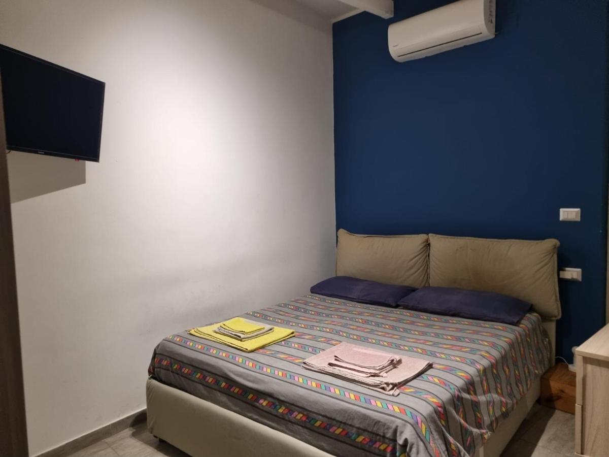 Mizzica Bed And Breakfast คาตาเนีย ภายนอก รูปภาพ