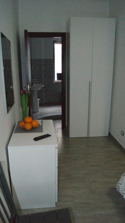 Mizzica Bed And Breakfast คาตาเนีย ภายนอก รูปภาพ